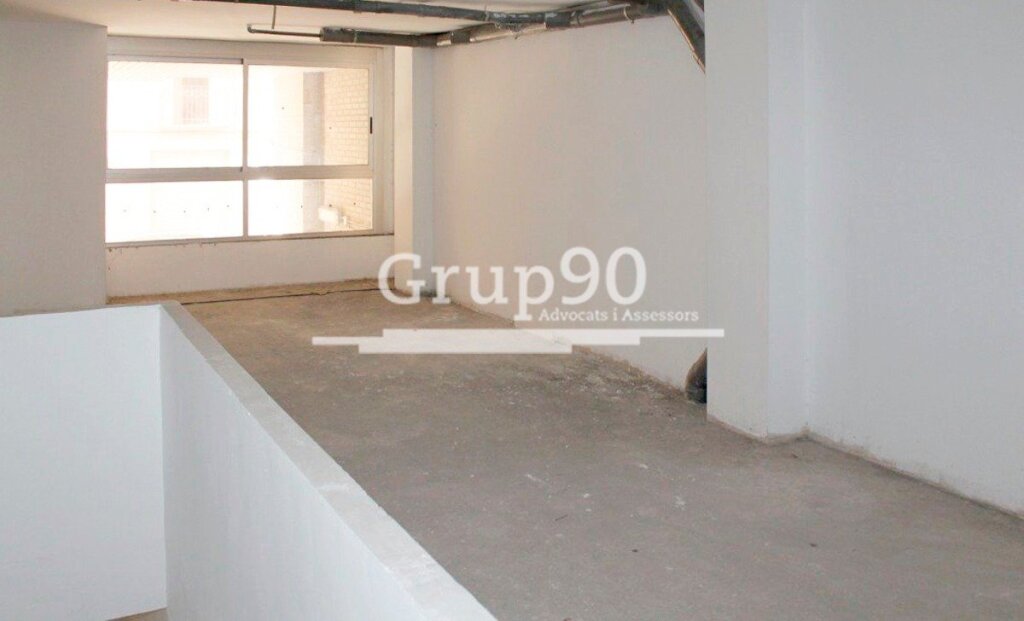 Imagen 3 de LOCAL COMERCIAL EN ALFRED PERENYA