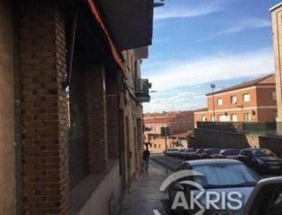 Imagen 3 de Local en Santa Barbara en muy buen estado