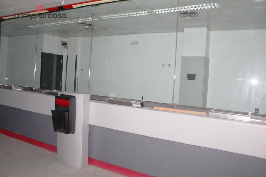 Imagen 2 de LOCAL COMERCIAL DE 250M2 EN EL CENTRO DE LLEIDA