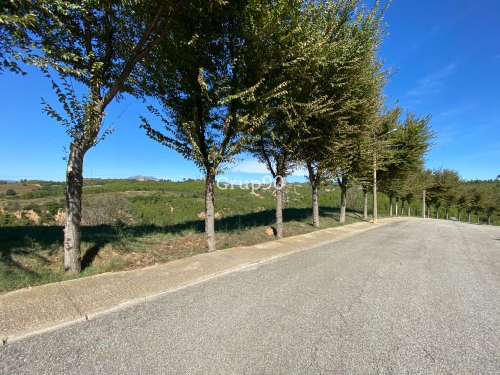 Imagen 2 de Parcela residencial de 2.000 m2 en Castellbisbal