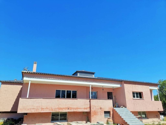 Imagen 2 de Casa-Chalet en Venta en Caudete Albacete