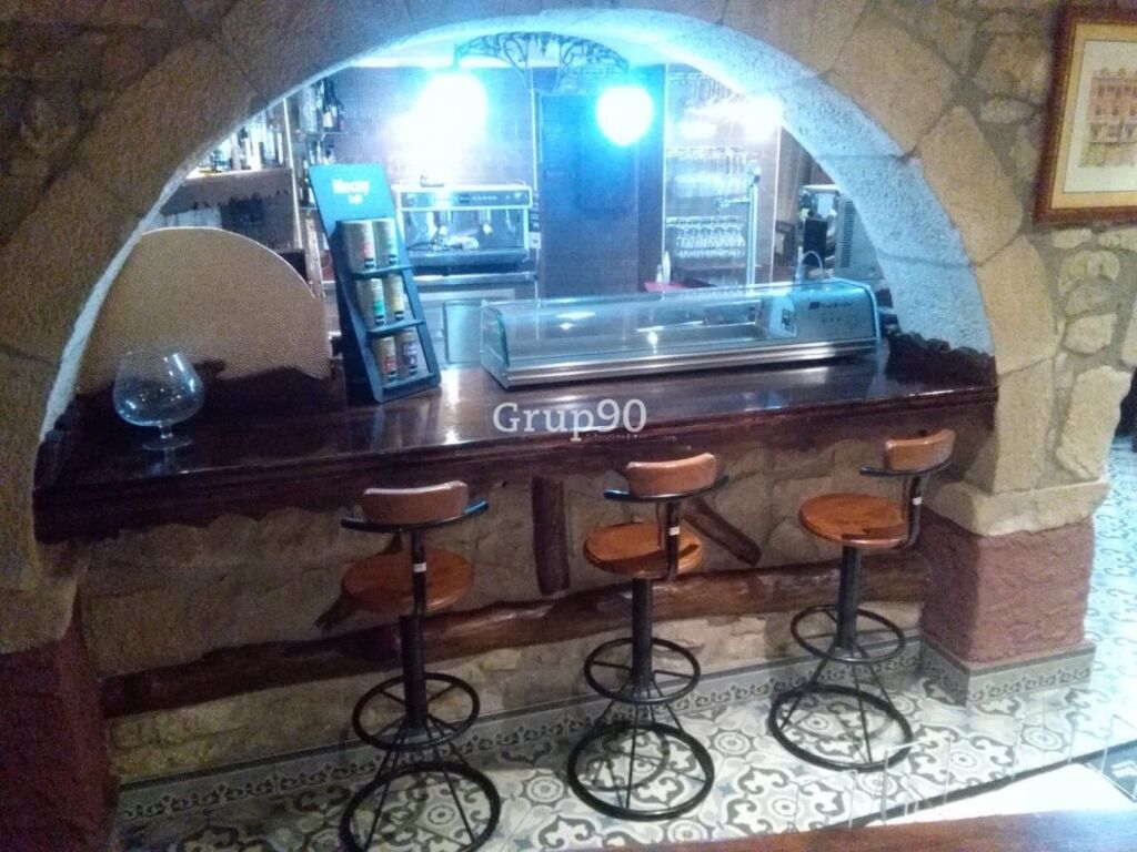 Imagen 4 de RESTAURANT Y VIVIENDA EN VENTA EN LES GARRIGUES (ELS OMELLONS)