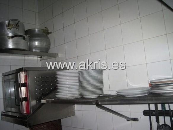 Imagen 2 de ¡¡¡OPORTUNIDAD UNICA!!! ¡¡¡LOCAL EN EL CENTRO DE TOLEDO LISTO PARA FUNCIONAR!!!