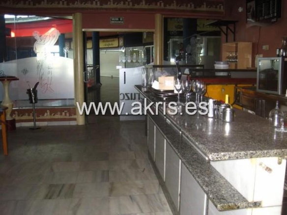 Imagen 4 de ¡¡¡OPORTUNIDAD UNICA!!! ¡¡¡LOCAL EN EL CENTRO DE TOLEDO LISTO PARA FUNCIONAR!!!