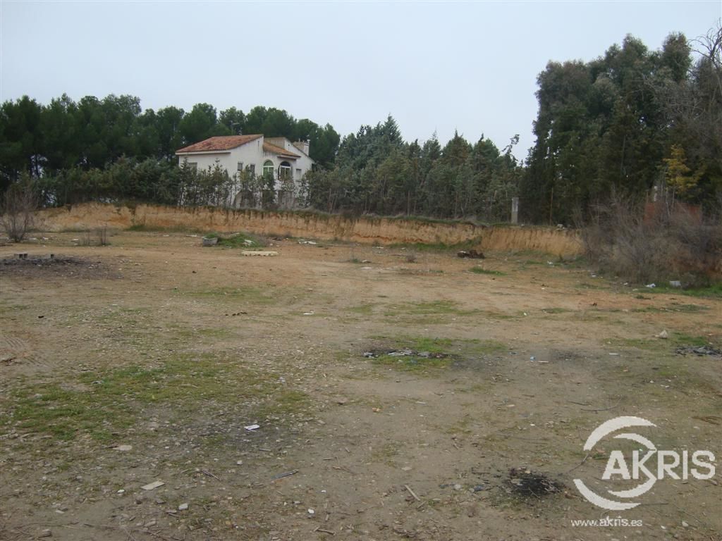 Imagen 2 de TERRENO URBANO DE 2.476 M2 EN ONTIGOLA