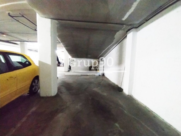 Imagen 2 de SE VENDE AMPLIA PLAZA DE PARQUING AL LADO DEL RECTORADO