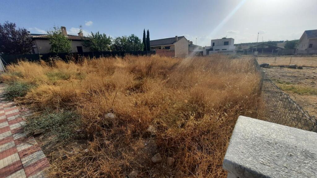 Imagen 4 de Parcela en venta en zona centro de Cobisa