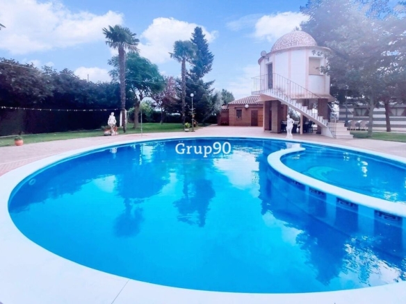 BARBACOA  EN PARCELA DE MÁS DE 20.000M2