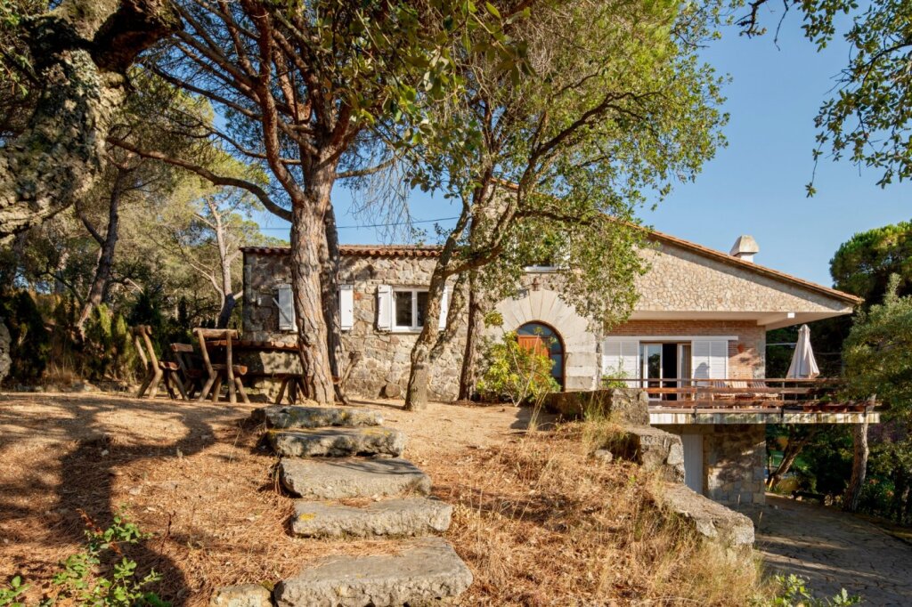 Imagen 3 de Espectacular casa con 2 Hectáreas de terreno y gran piscina en Castell d'Aro/S'Agaró