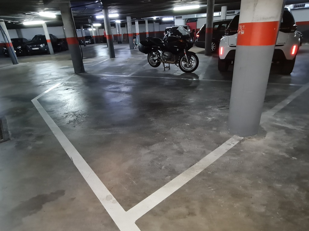 Imagen 4 de Parking coche en Alquiler en Castelldefels Barcelona