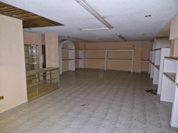 Imagen 3 de Local COMERCIAL Santa Teresa