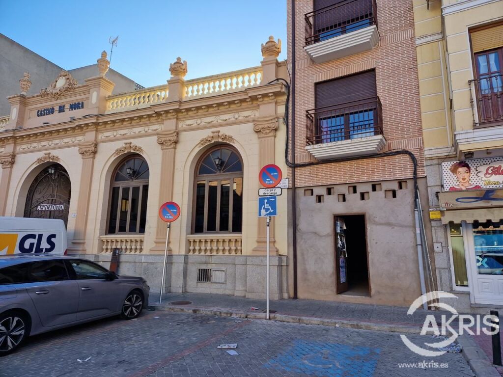 Imagen 2 de LOCAL COMERCIAL EN MORA CENTRO