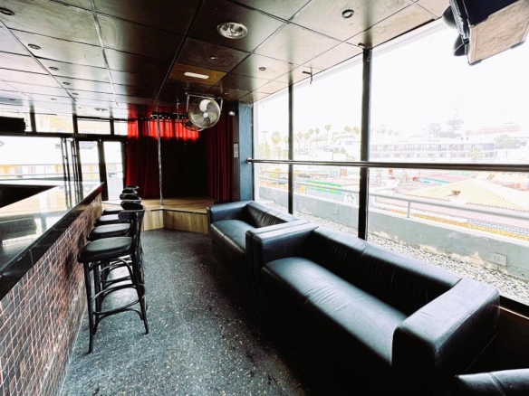 Imagen 2 de 2 Locales en venta