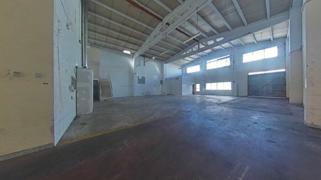 Imagen 4 de Nave comercial en Venta en Naron La Coruña Ref: 437758