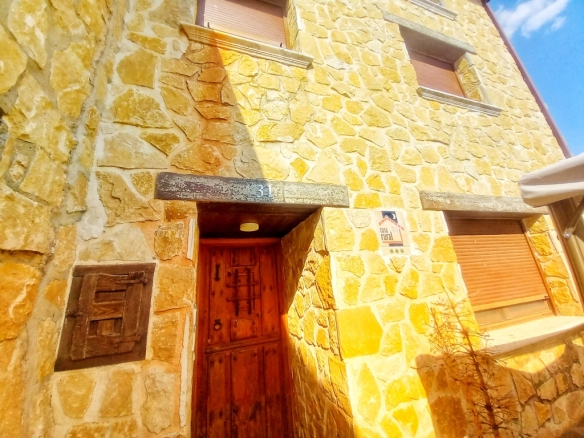 Imagen 1 de Casa-Chalet en Venta en Oquillas Burgos - El Club del Propietario Imagen 1 de Casa-Chalet en Venta en Oquillas Burgos