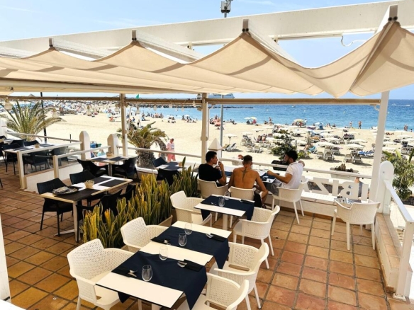 Imagen 4 de TRASPASO DE RESTAURANTE EN PRIMERA LINEA PLAYA DE LOS CRISTIANOS