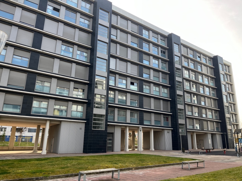 Imagen 2 de Parking coche en Venta en Vitoria Álava ZABALGANA