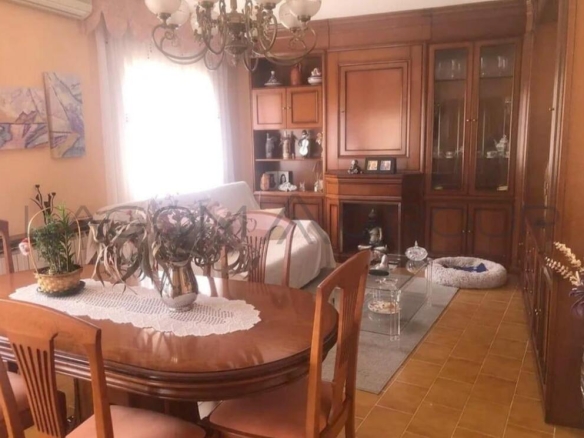 Imagen 2 de CASA CON DOS VIVIENDAS INDEPENDIENTES  EN AGRAMUNT !!