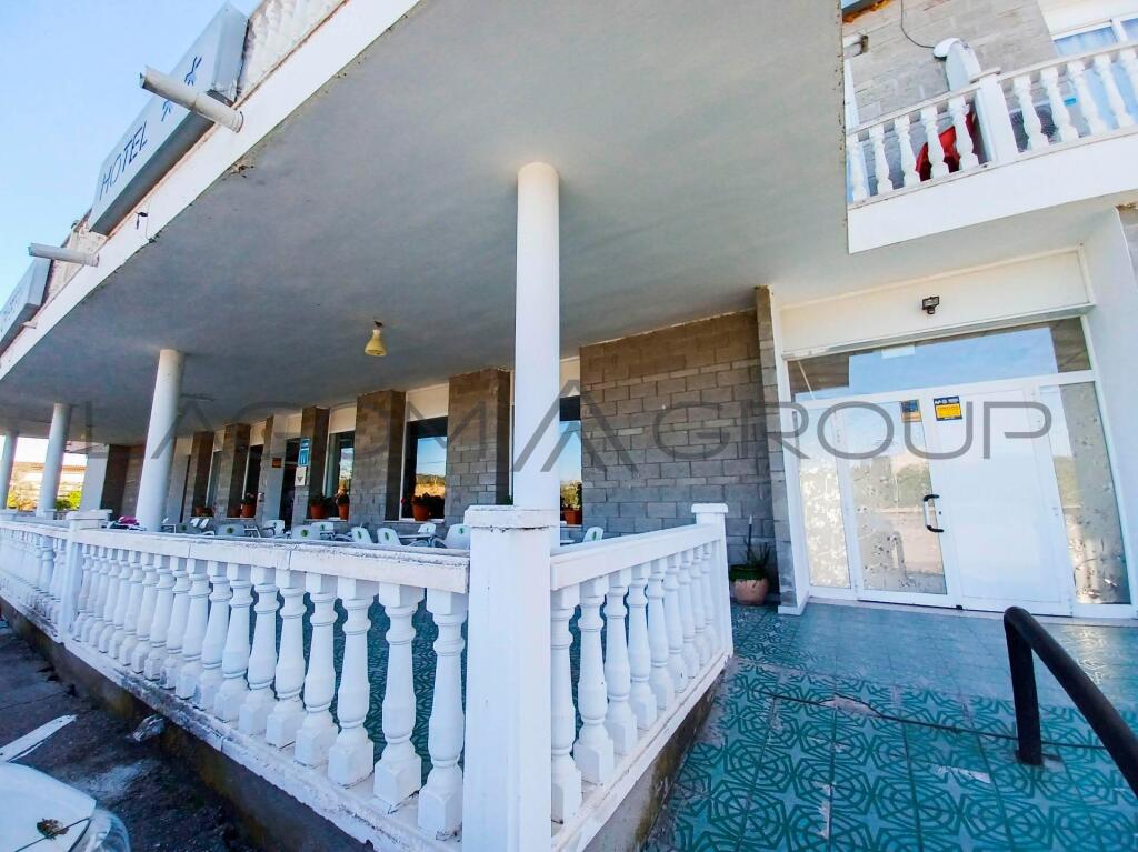 Imagen 3 de HOTEL IDEAL PARA INVERSION POR SU UBICACION!! GRAN OPORTUNIDAD!!