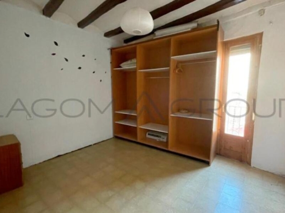 Imagen 3 de CASA PARA REFORMAR EN CERVERA!!
