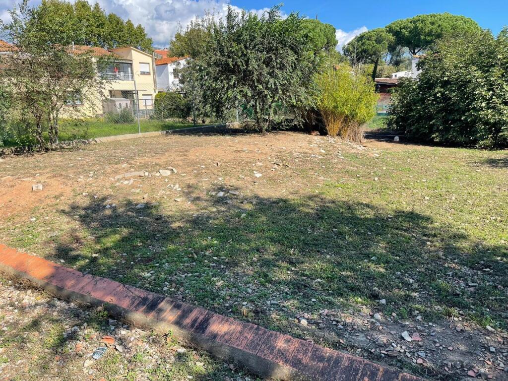 Imagen 2 de Magnífico Terreno urbanizable para inversores !!!!