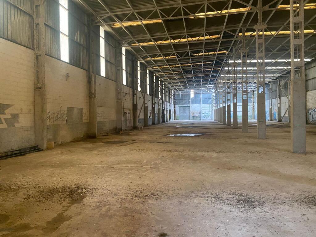 Imagen 2 de NAVE EN ALQUILER EN LA LLAGOSTA