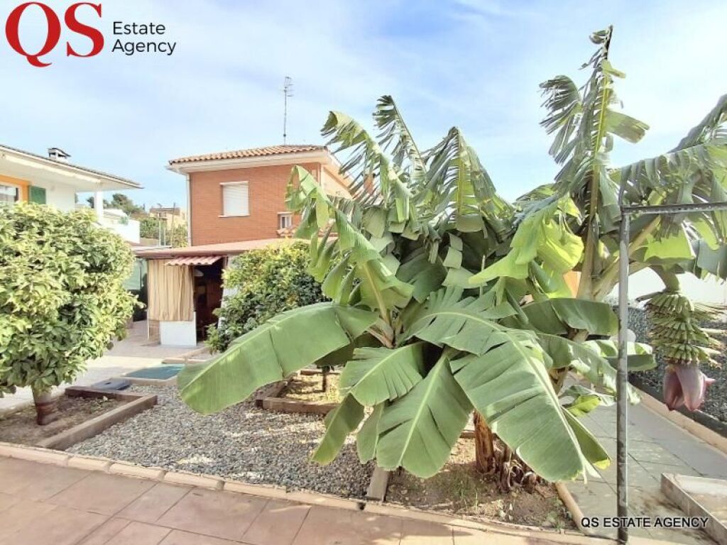 Imagen 2 de Casa con jardín en Cunit Residencial