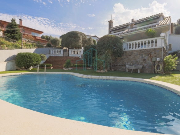 Imagen 2 de Casa-Chalet en Venta en Cabrils Barcelona