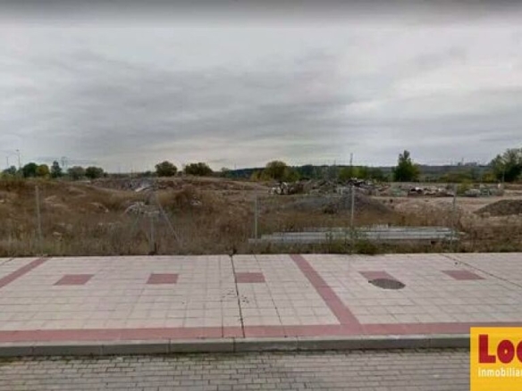 Imagen 3 de Amplio Suelo Urbano en venta.Villalbilla de Burgos
