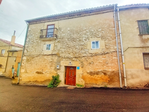 Imagen 3 de Casa-Chalet en Venta en Fuentelcesped Burgos