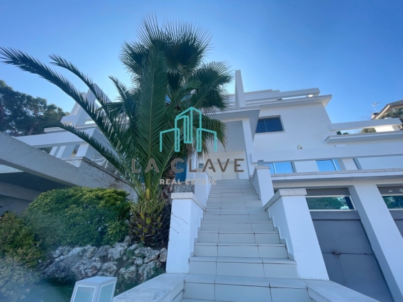 Imagen 1 de Casa-Chalet en Venta en Alella Barcelona - El Club del Propietario Imagen 1 de Casa-Chalet en Venta en Alella Barcelona