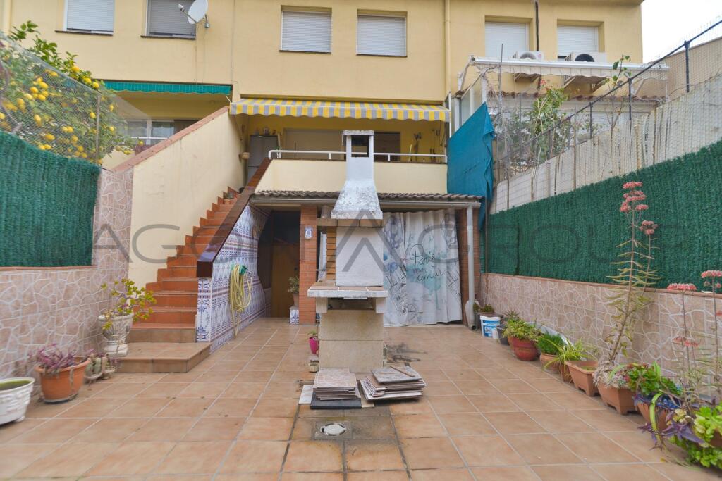 Imagen 2 de Casa adosada en Abrera