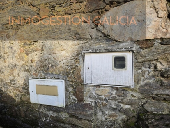 Imagen 2 de Casa de campo-Masía en Venta en Sumio (Santiago) La Coruña
