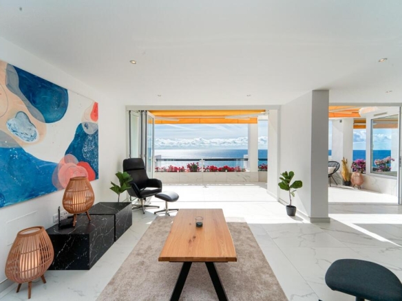 Imagen 3 de Ático único y absolutamente fantástico en Montemarina – vistas panorámicas y lujo en dos niveles