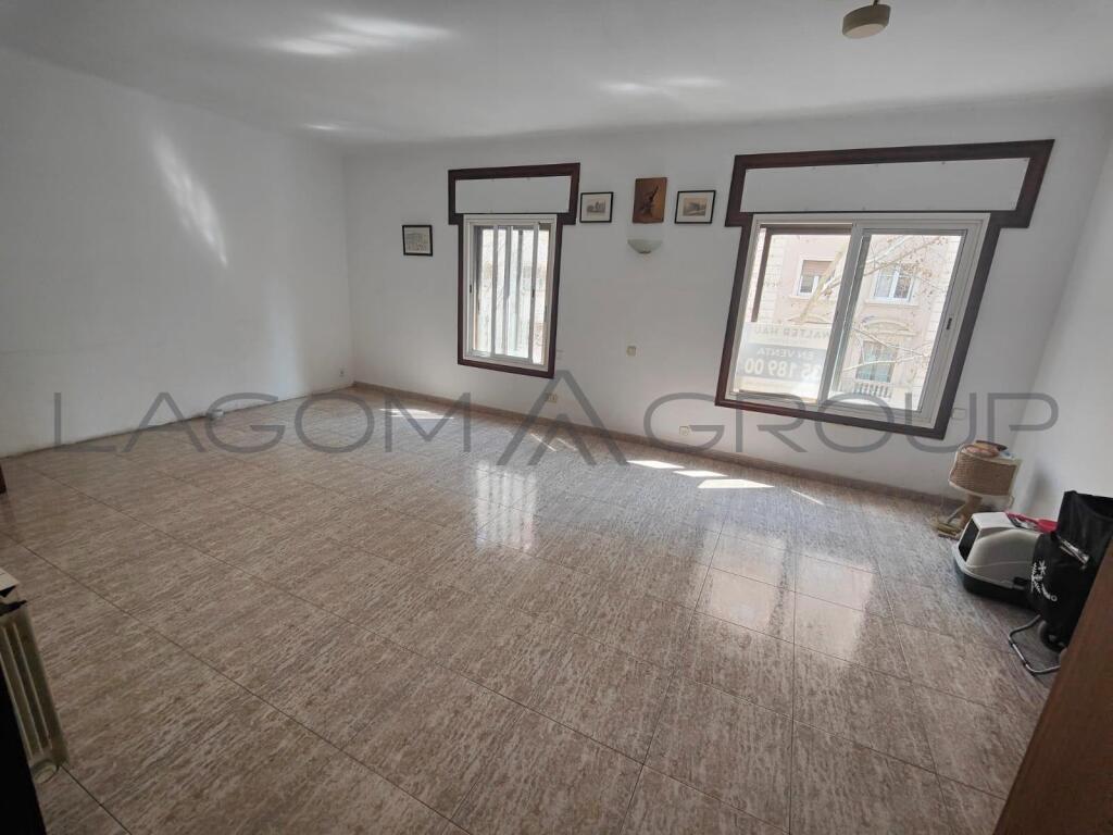 Imagen 4 de Excelente piso en l'Eixample de Barcelona