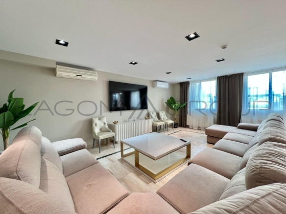 Imagen 1 de Casa adosada en primera línea del mar