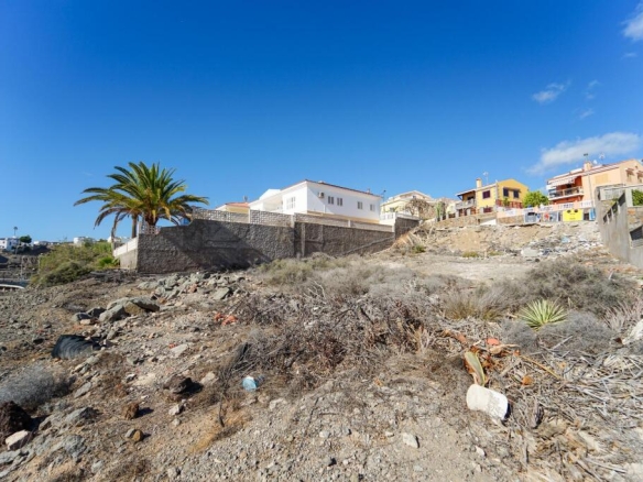 Imagen 3 de Terreno único en Arguineguín – 695 m² con gran potencial y vistas increíbles al mar