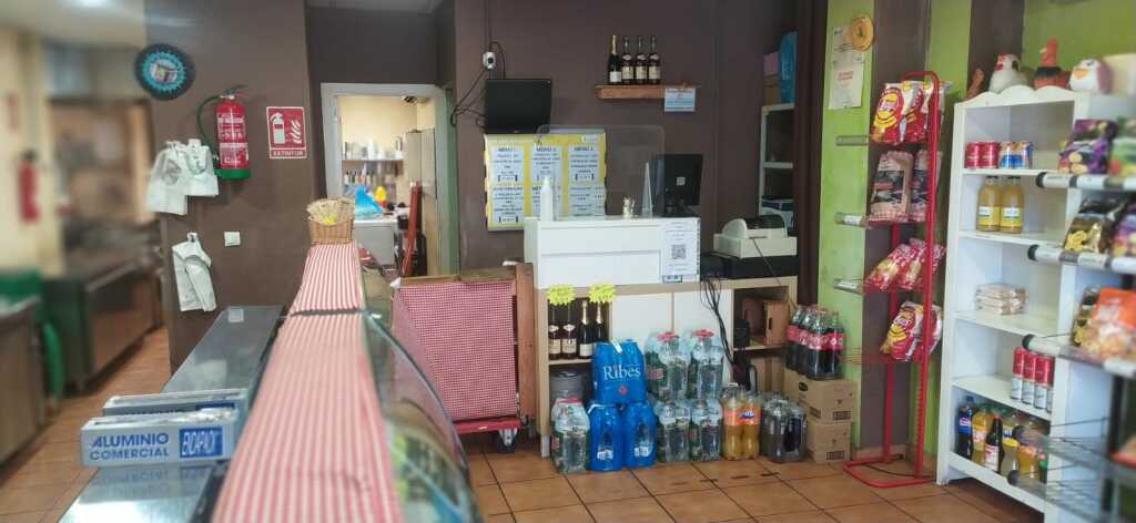Imagen 2 de Local comercial en Traspaso en Cunit Tarragona COSTA CUNIT