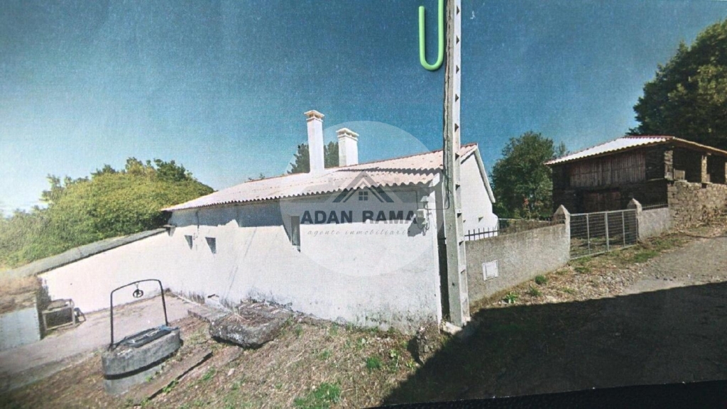 de 114m2 con 3 dormitorios y 1 baño