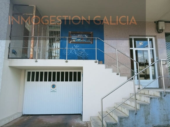 Imagen 1 de Local comercial en Venta en Cerceda La Coruña