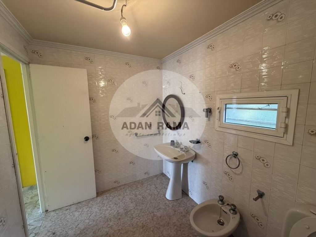 Imagen 2 de Venta de casa en Poio