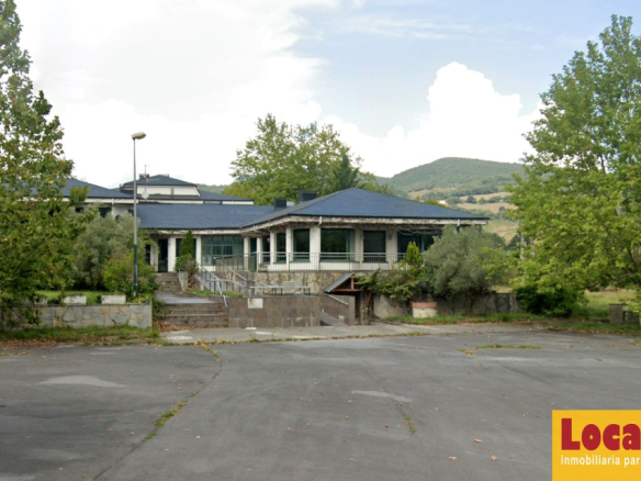 Imagen 4 de Atractivo hotel rural con piscina y más. Burgos