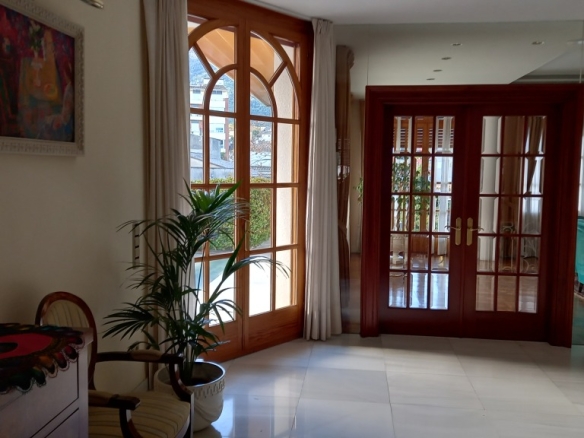 Imagen 3 de Casa-Chalet en Venta en Angles Girona