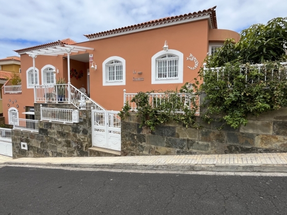 Imagen 2 de Casa-Chalet en Venta en Icod De Los Vinos Santa Cruz de Tenerife