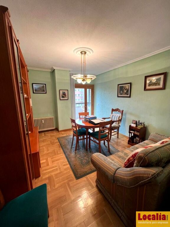 Imagen 2 de Estupendo y amplio piso en venta. Palencia