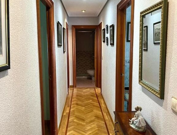 Imagen 4 de Estupendo y amplio piso en venta. Palencia