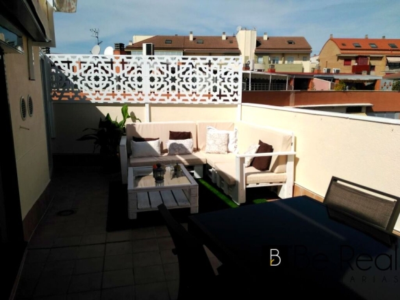 Imagen 1 de ÁTICO DÚPLEX CON TERRAZA SOLÁRIUM EN EL CORAZÓN DE CÁCERES