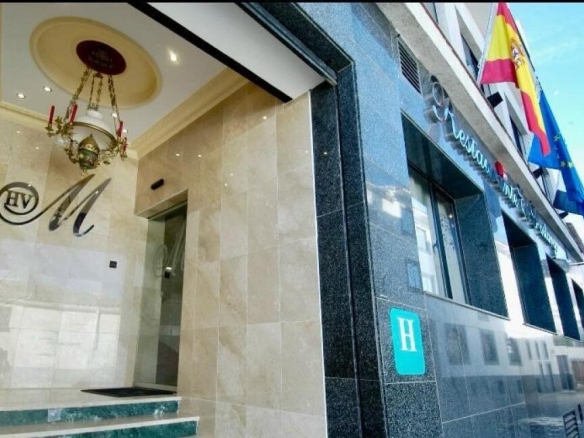Imagen 1 de Magnífico Hotel de Dos Estrellas en El Centro de Montanchez!!!