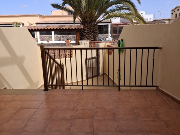 Imagen 2 de Adosada en Venta en Oliva