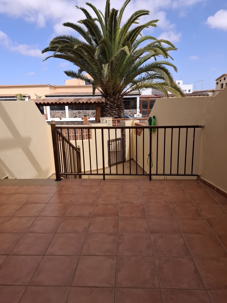 Imagen 2 de Adosada en Venta en Oliva